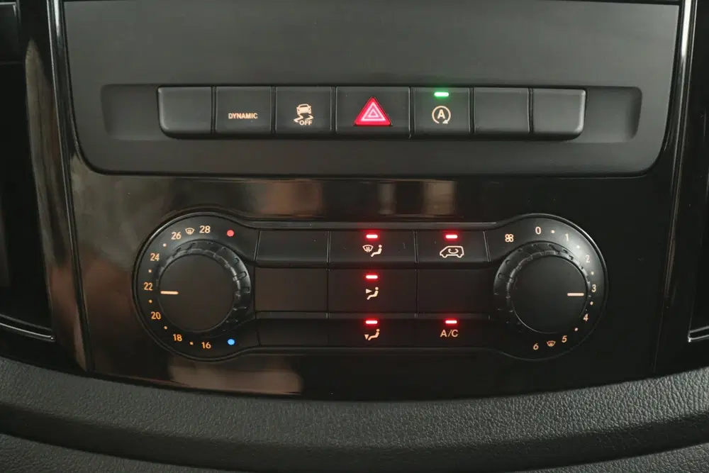 Mercedes-Benz Vito 114 CDI Lang uit 2022, foto 15
