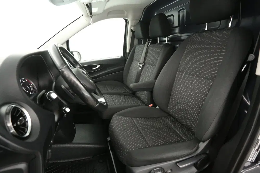 Mercedes-Benz Vito 114 CDI Lang uit 2022, foto 9