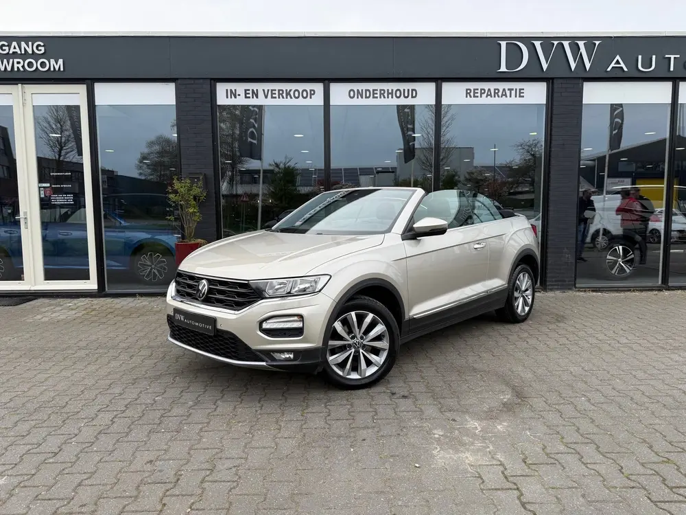Volkswagen T-Roc 1.5 TSI Style automaat uit 2021