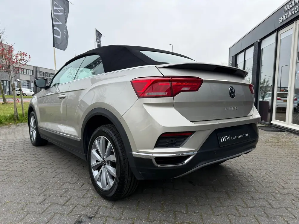 Volkswagen T-Roc 1.5 TSI Style automaat uit 2021, foto 3