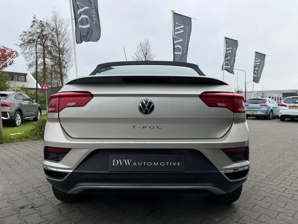 Volkswagen T-Roc 1.5 TSI Style automaat uit 2021, foto 4