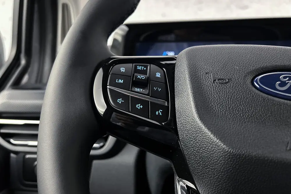 Ford E-Custom L2 Limited uit 2026, foto 12