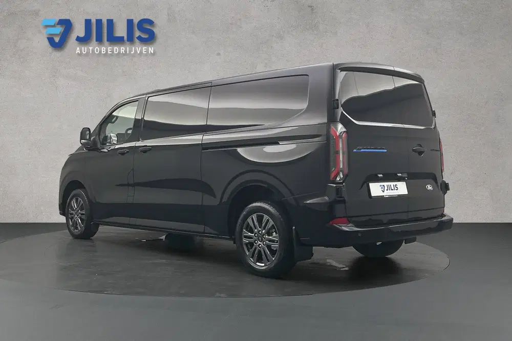 Ford E-Custom L2 Limited uit 2026, foto 6