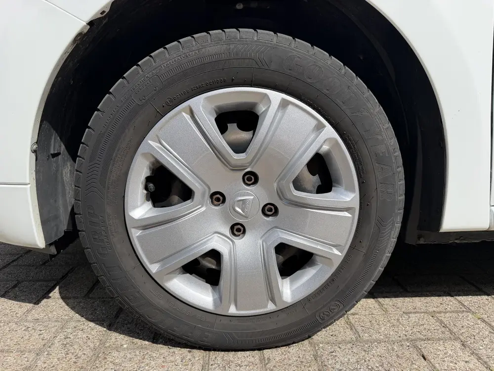 Dacia Sandero 0.9 TCe Tech Road / Navigatie / Cruise Control uit 2020, foto 13
