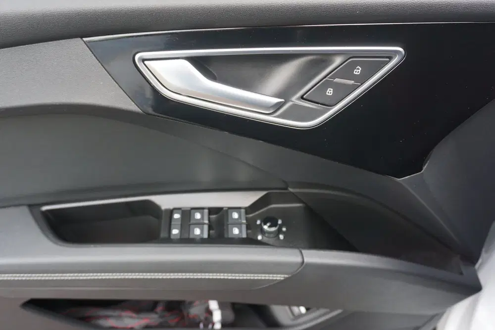 Audi Q4 e-tron 40 edition 77 kWh SOH 92% uit 2023, foto 9