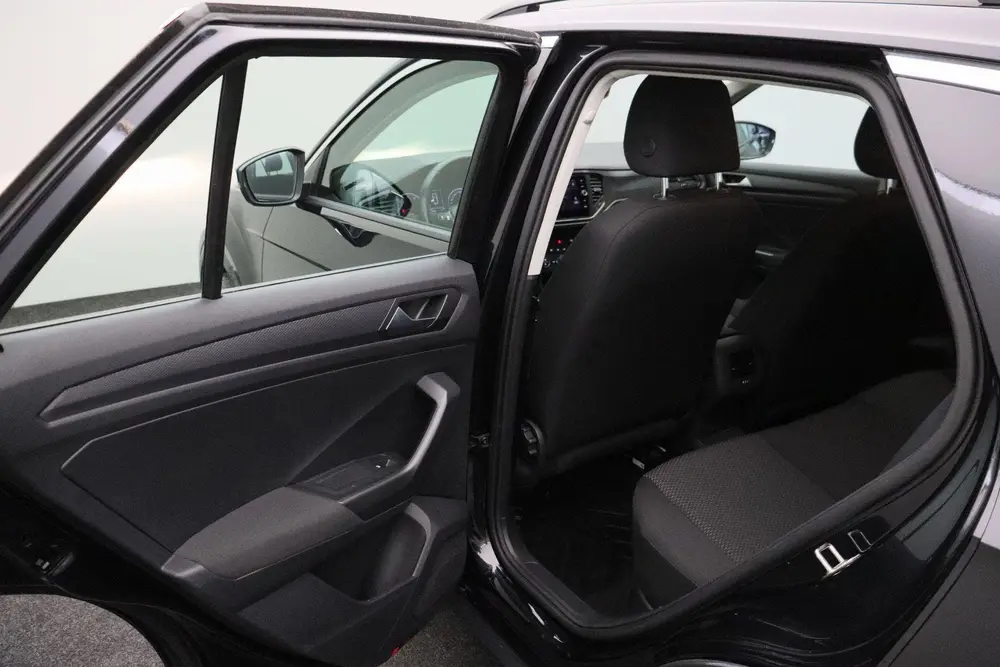 Volkswagen T-Roc 1.5 TSI 2019 | Airco | Trekhaak | Navigatie uit 2019, foto 12