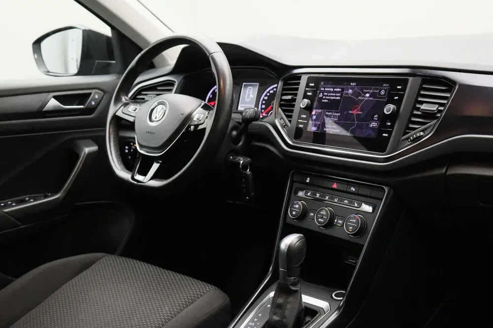 Volkswagen T-Roc 1.5 TSI 2019 | Airco | Trekhaak | Navigatie uit 2019, foto 8