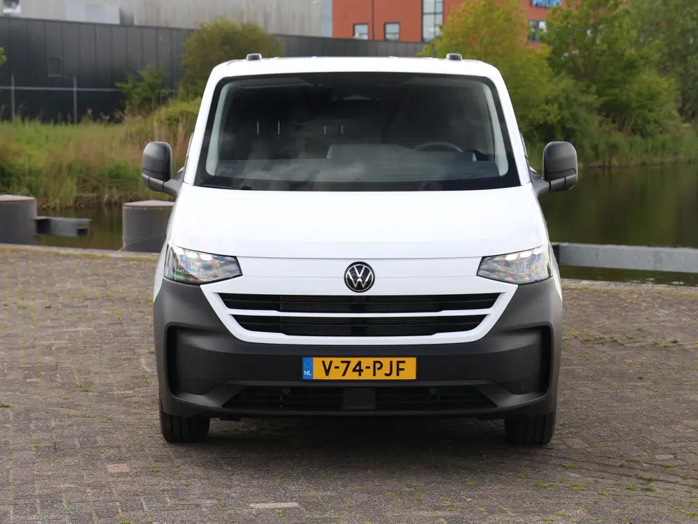 Volkswagen Transporter 2.0 TDI 150pk L1H1 Life uit 2024, foto 4