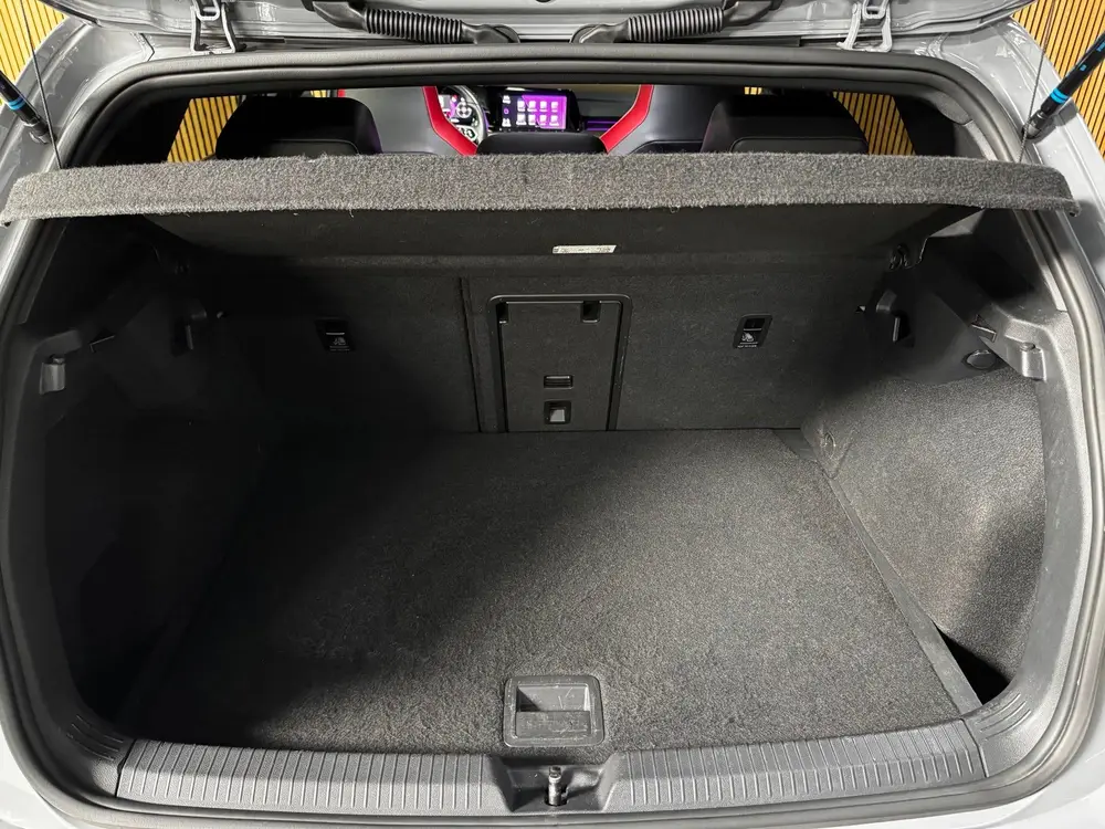 Volkswagen Golf 2.0 TSI GTI PANO|H&K|STOEL VENTILATIE & VERW uit 2021, foto 17