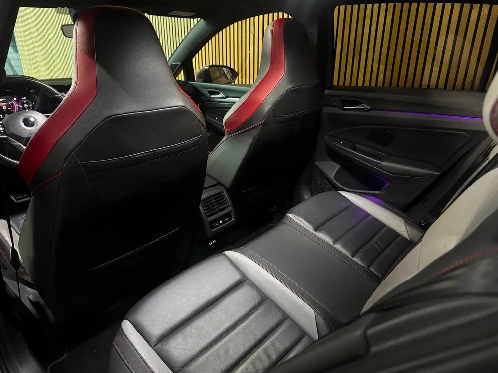 Volkswagen Golf 2.0 TSI GTI PANO|H&K|STOEL VENTILATIE & VERW uit 2021, foto 19
