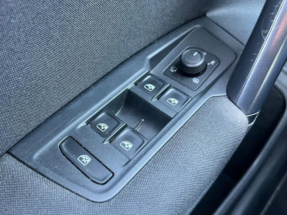 Volkswagen Tiguan 1.4 TSI Plug-in Hybrid Business+ ADAP CRUI uit 2022, foto 13