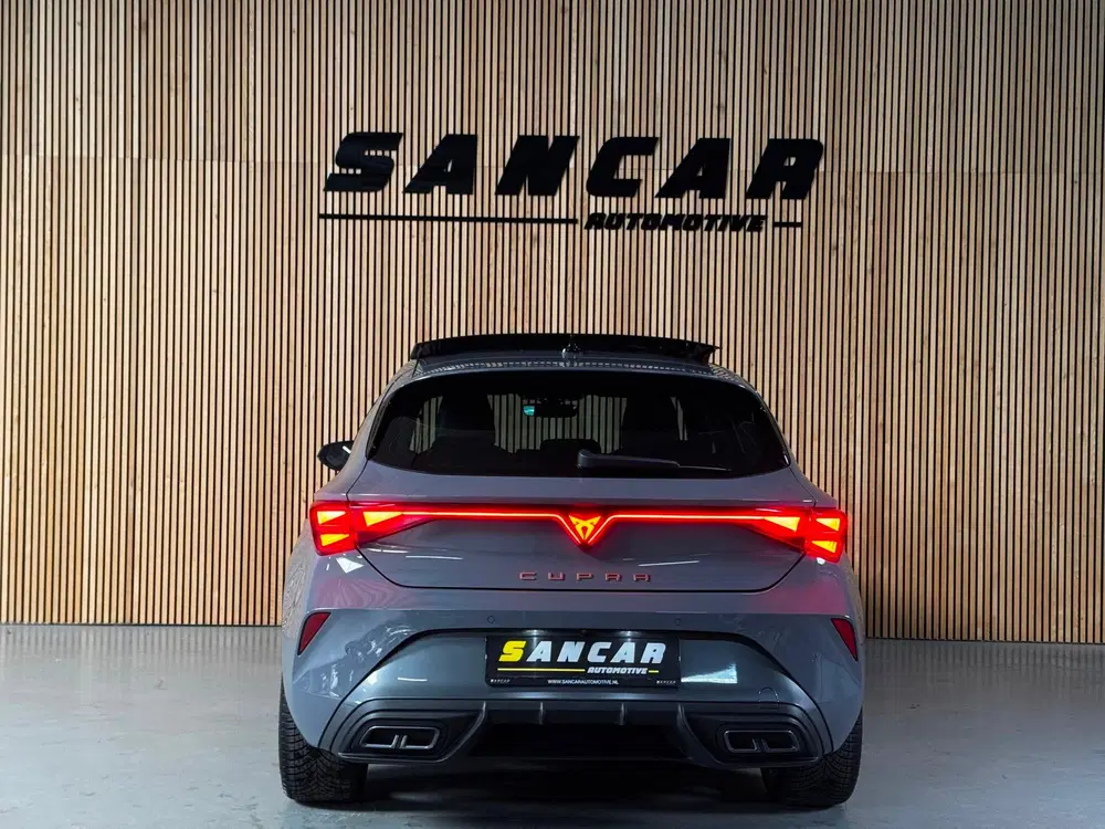 Cupra Leon 1.5 eTSI VZ Performance PANO uit 2025, foto 16
