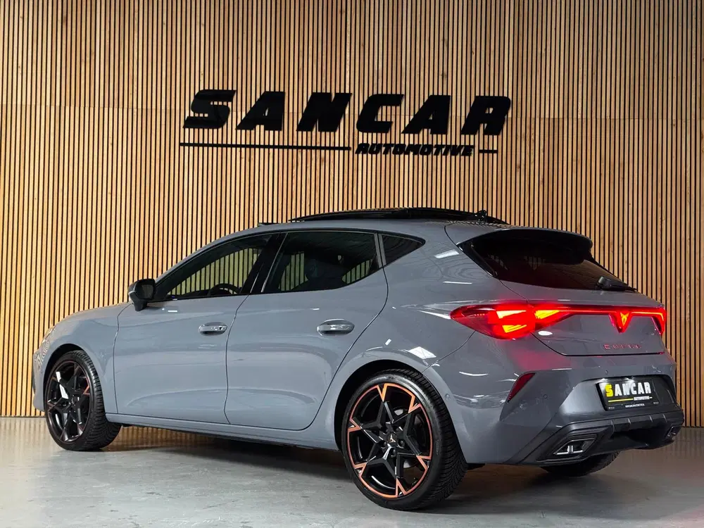 Cupra Leon 1.5 eTSI VZ Performance PANO uit 2025, foto 4
