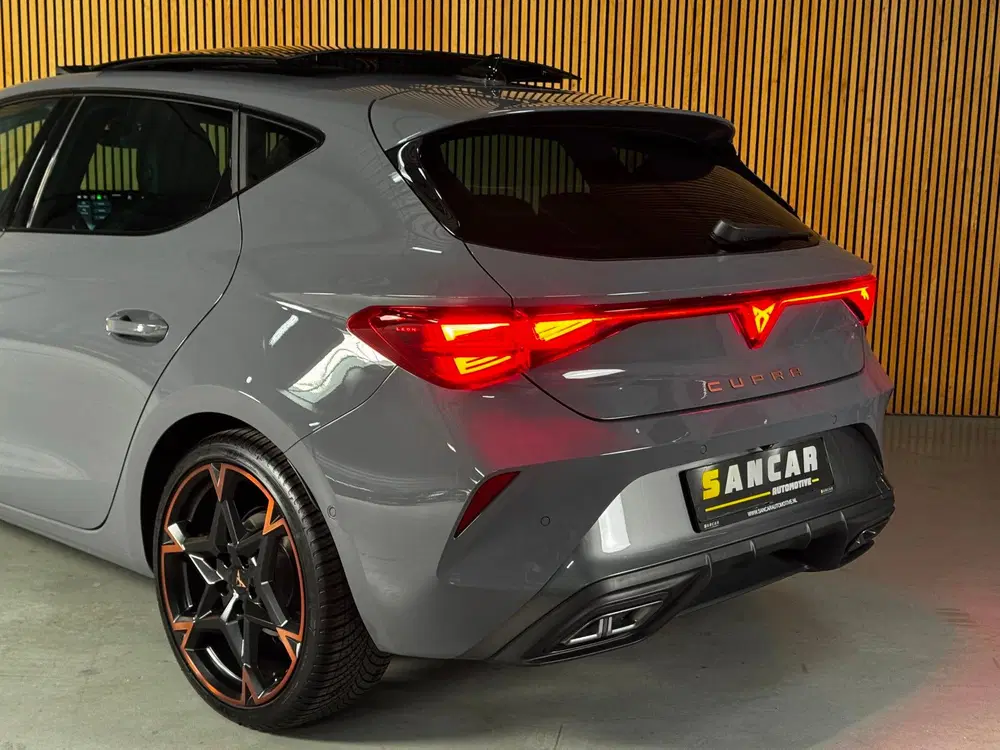 Cupra Leon 1.5 eTSI VZ Performance PANO uit 2025, foto 5