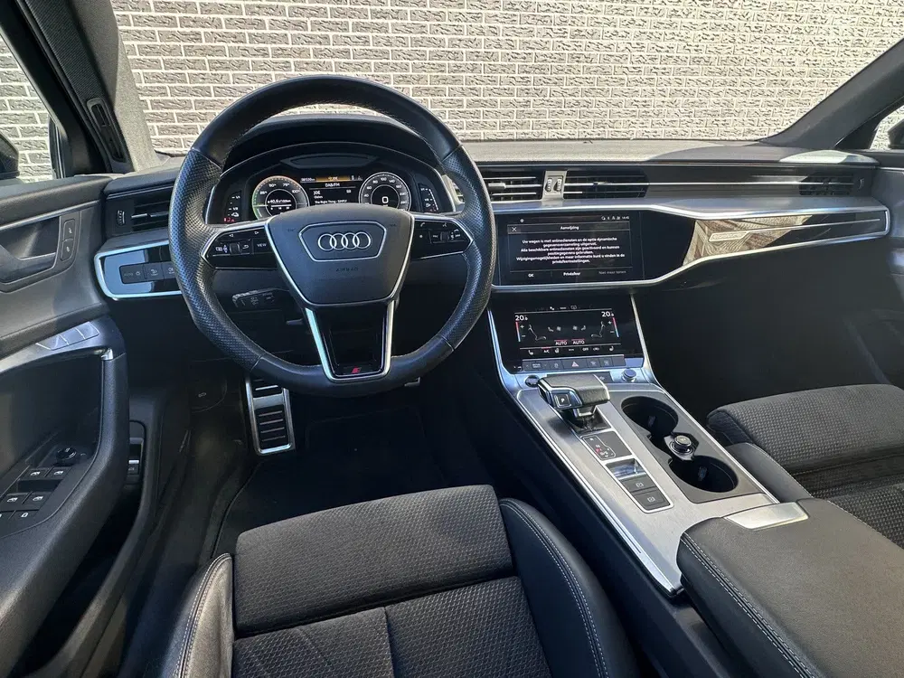 Audi A6 55 TFSI e quattro Competition uit 2021, foto 12