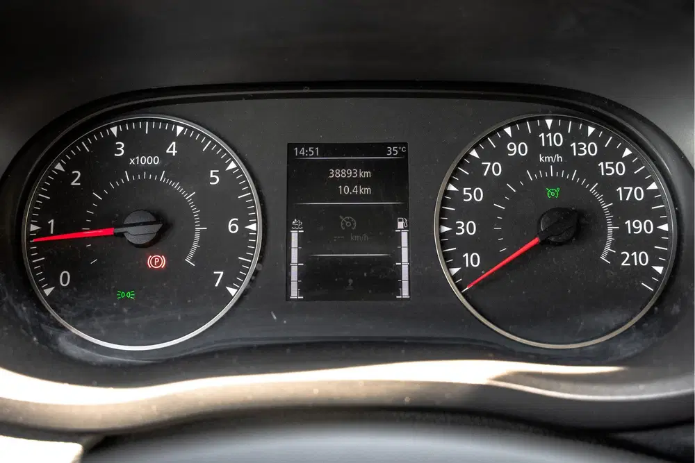 Renault Master 2.3dCi uit 2023, foto 14