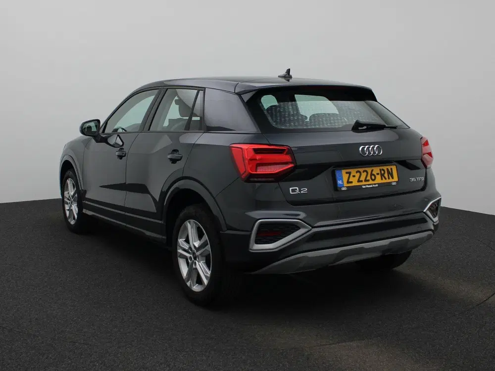 Audi Q2 35 TFSI Advanced edition 150 PK uit 2024, foto 3
