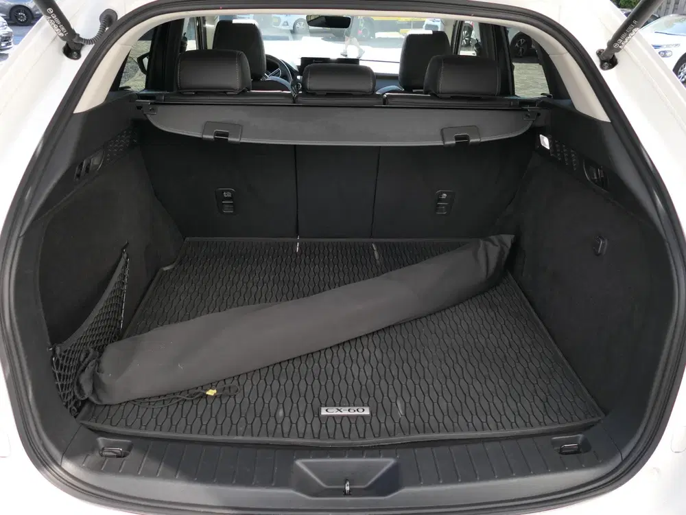 Mazda CX-60 2.5 e-SkyActiv PHEV Homura uit 2023, foto 13