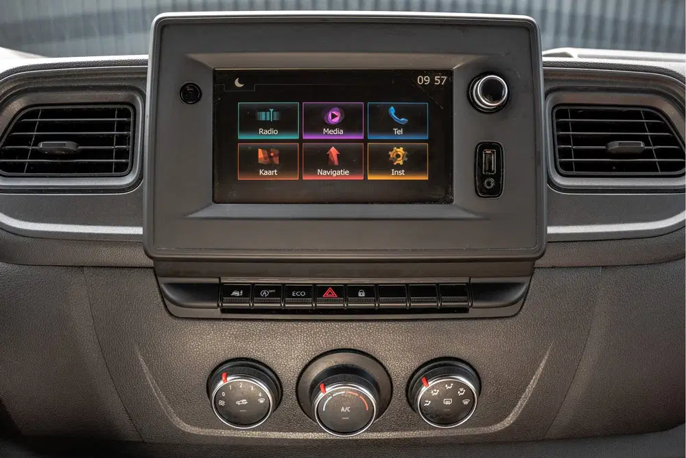 Renault Master 2.3dCi uit 2023, foto 20