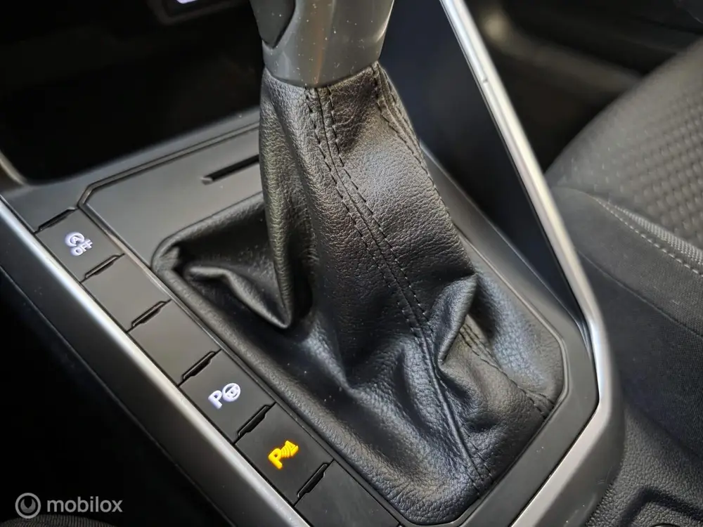 Volkswagen Taigo 1.0 TSI Business Digitaal Cockpit, CarplayI uit 2021, foto 13