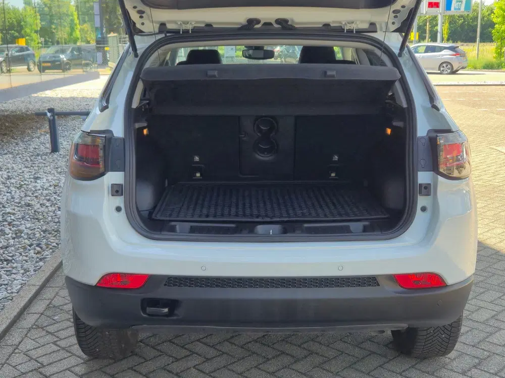 Jeep Compass 4xe 240 Plug-in Hybrid Electric Trailhawk uit 2024, foto 16