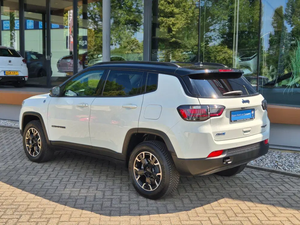 Jeep Compass 4xe 240 Plug-in Hybrid Electric Trailhawk uit 2024, foto 4