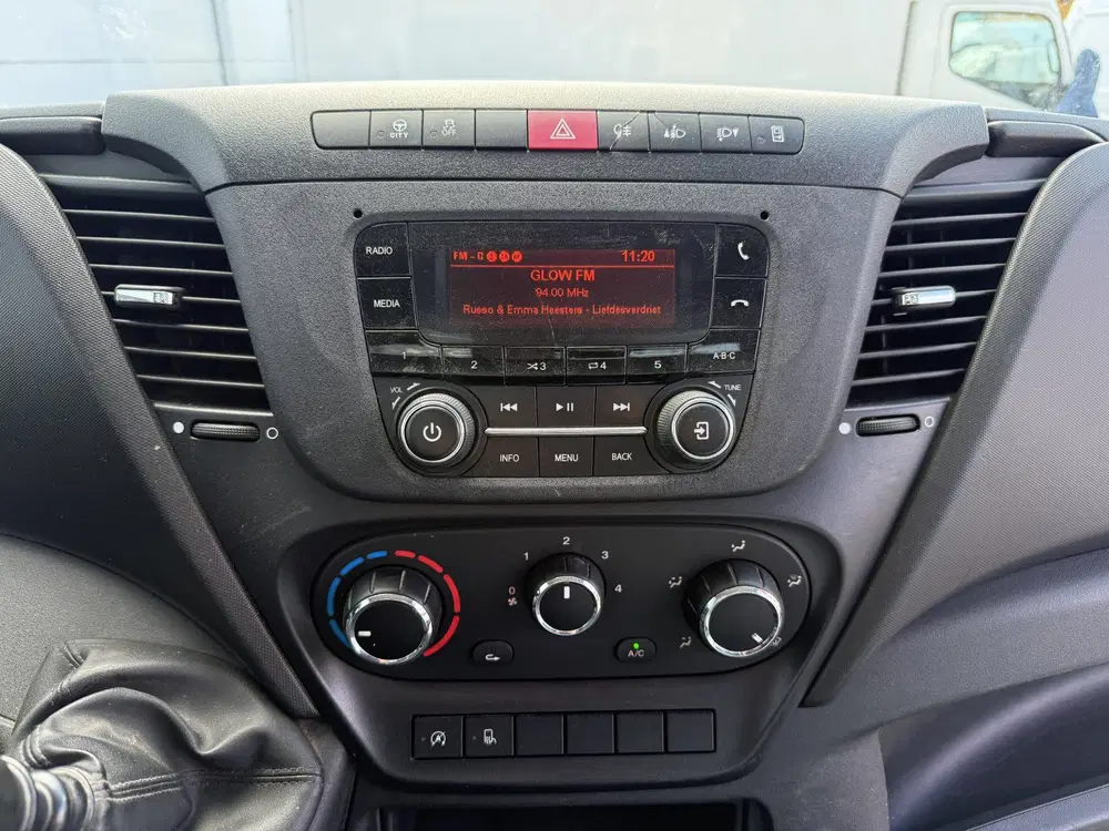 Iveco Daily 35C14 2.3 Kipper Dubbellucht 3 uit 2020, foto 15