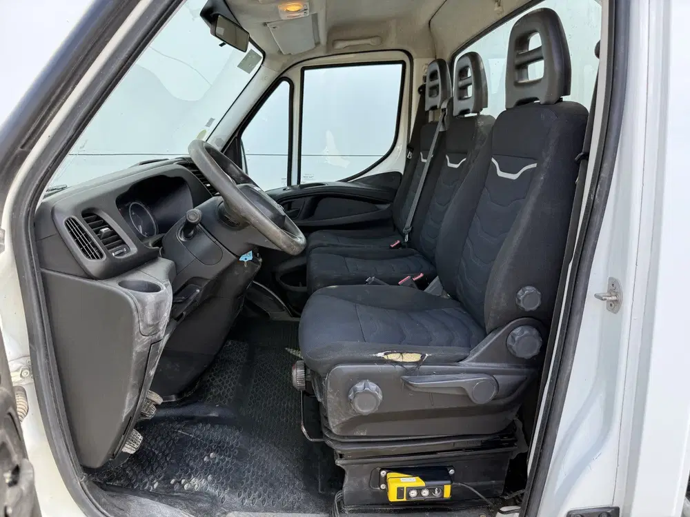 Iveco Daily 35C14 2.3 Kipper Dubbellucht 3 uit 2020, foto 8