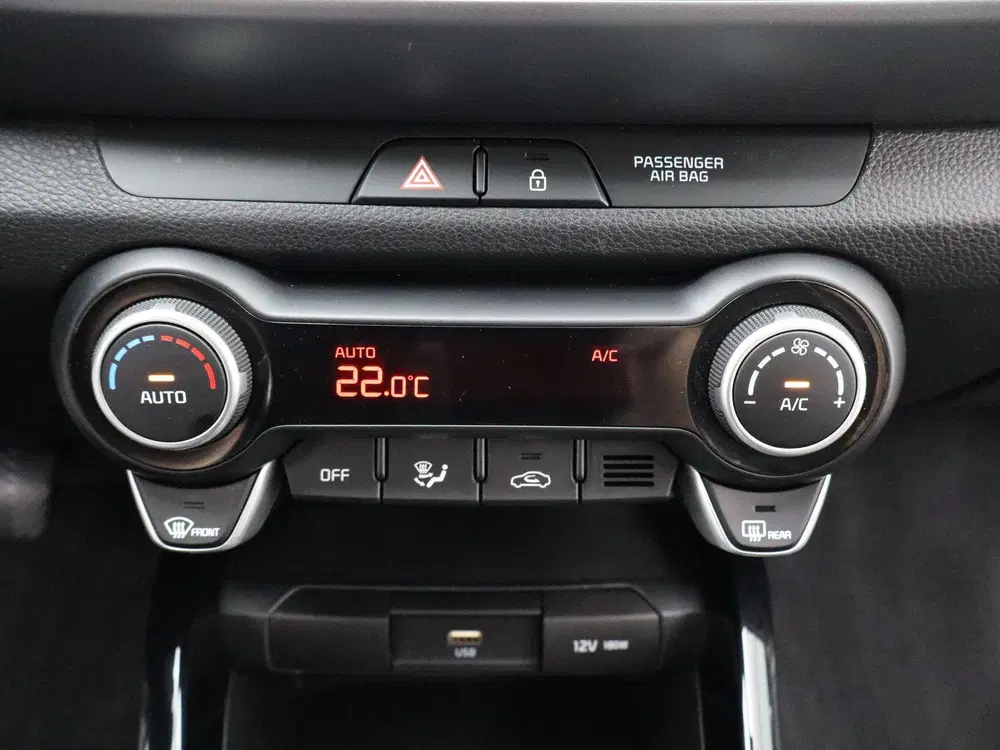 Kia Stonic 1.0 T-GDi MHEV DynamicPlusLine Keyless uit 2022, foto 17