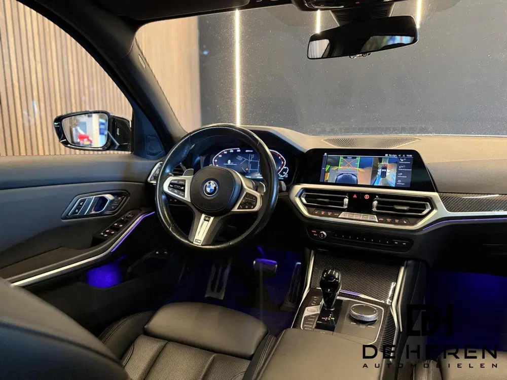 BMW 3-serie 3-serie 330e xDrive HUD Pano 360* Laser M uit 2022, foto 2