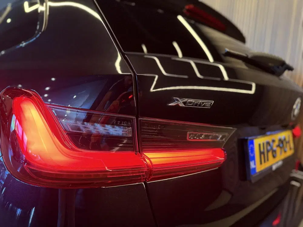 BMW 3-serie 3-serie 330e xDrive HUD Pano 360* Laser M uit 2022, foto 20