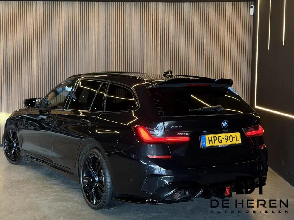 BMW 3-serie 3-serie 330e xDrive HUD Pano 360* Laser M uit 2022, foto 3