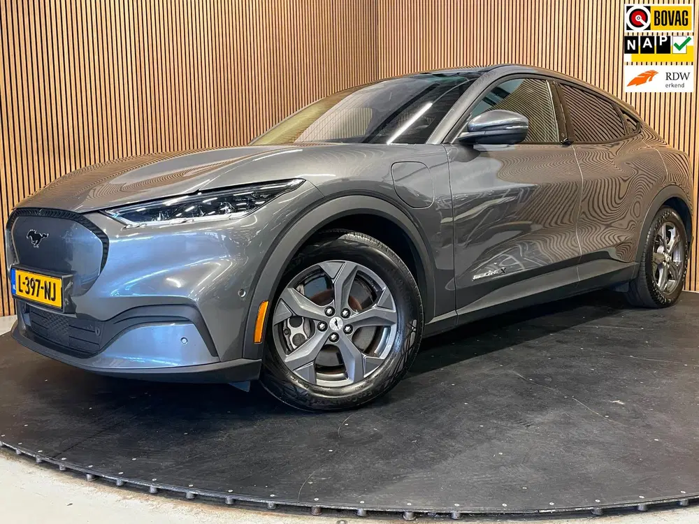 Ford Mustang Mach-E Extended RWD 98 kWh uit 2021