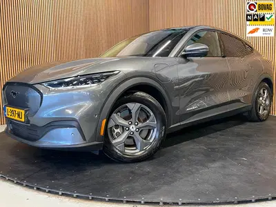 Ford Mustang Mach-E Extended RWD 98 kWh uit 2021