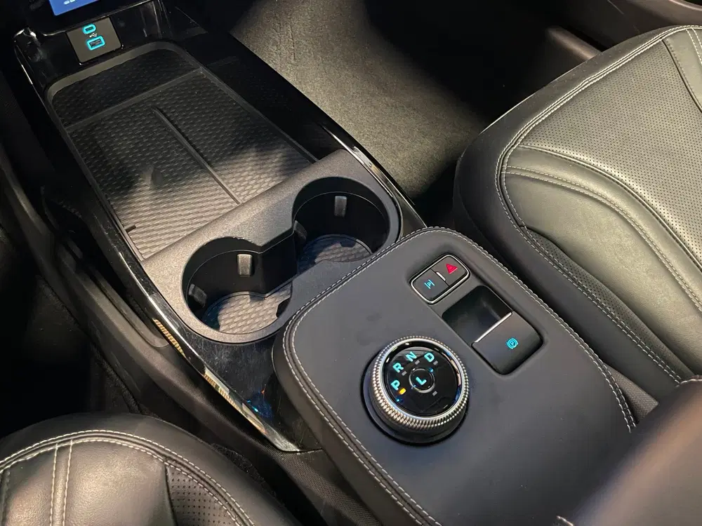 Ford Mustang Mach-E Extended RWD 98 kWh uit 2021, foto 12