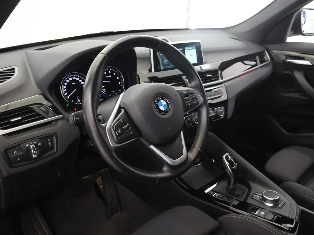 BMW X1 sDrive18i Executive Sport Edition uit 2019, foto 7