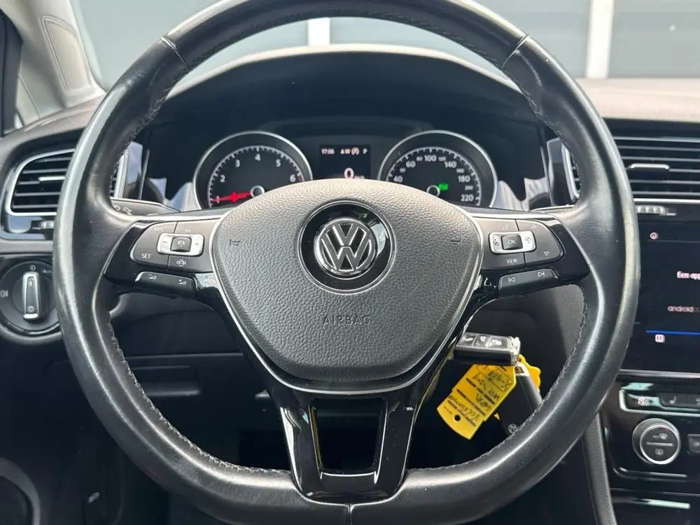 Volkswagen Golf 1.5TSI 150pk DSG R-Line | ACC | Camera | Nav uit 2019, foto 10