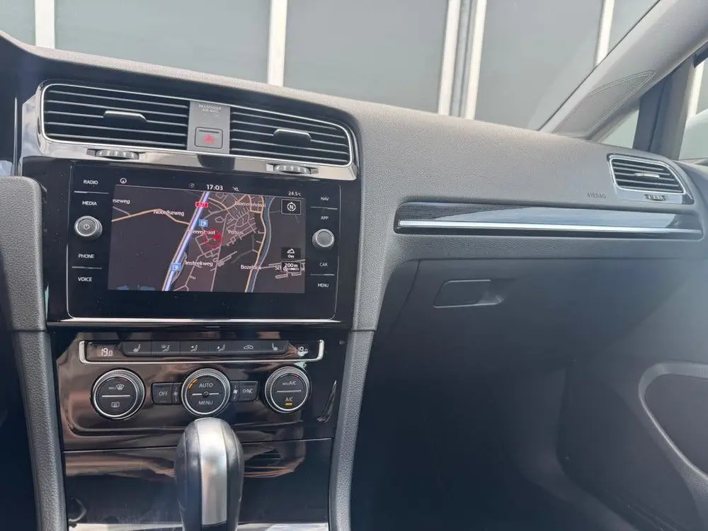 Volkswagen Golf 1.5TSI 150pk DSG R-Line | ACC | Camera | Nav uit 2019, foto 14