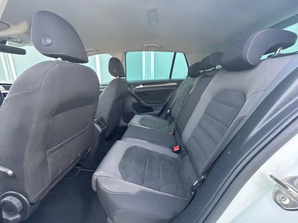 Volkswagen Golf 1.5TSI 150pk DSG R-Line | ACC | Camera | Nav uit 2019, foto 7