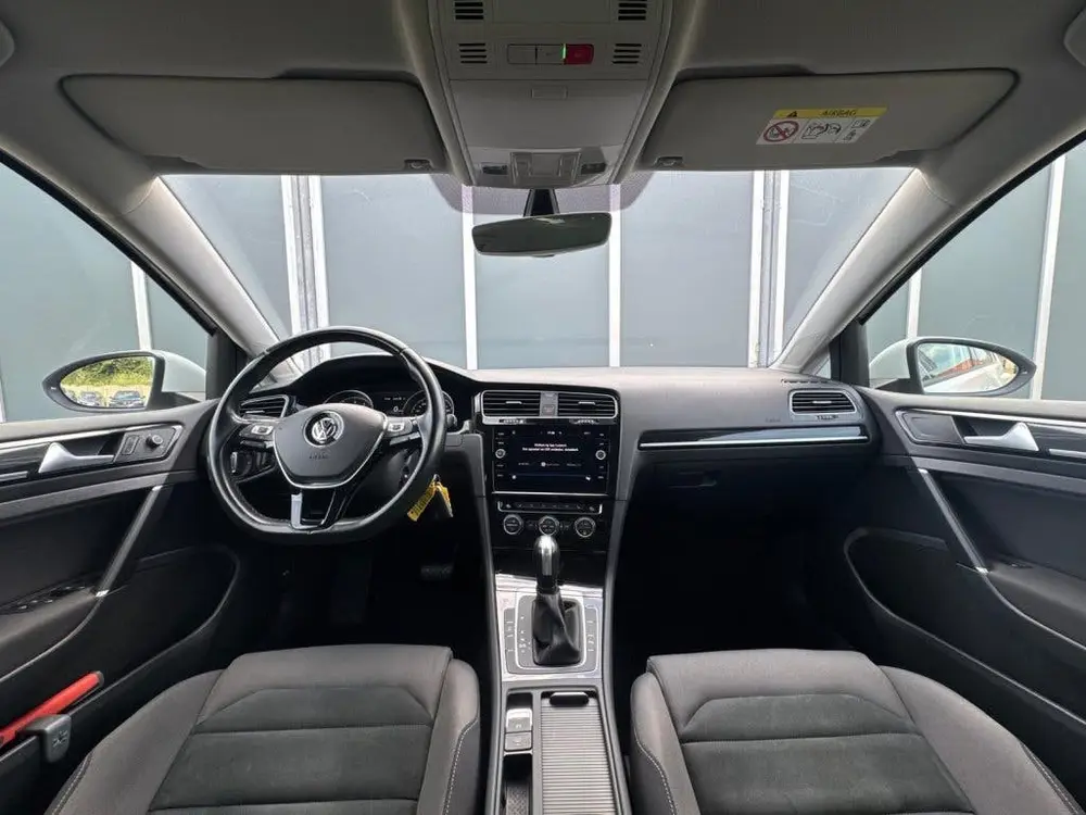 Volkswagen Golf 1.5TSI 150pk DSG R-Line | ACC | Camera | Nav uit 2019, foto 8
