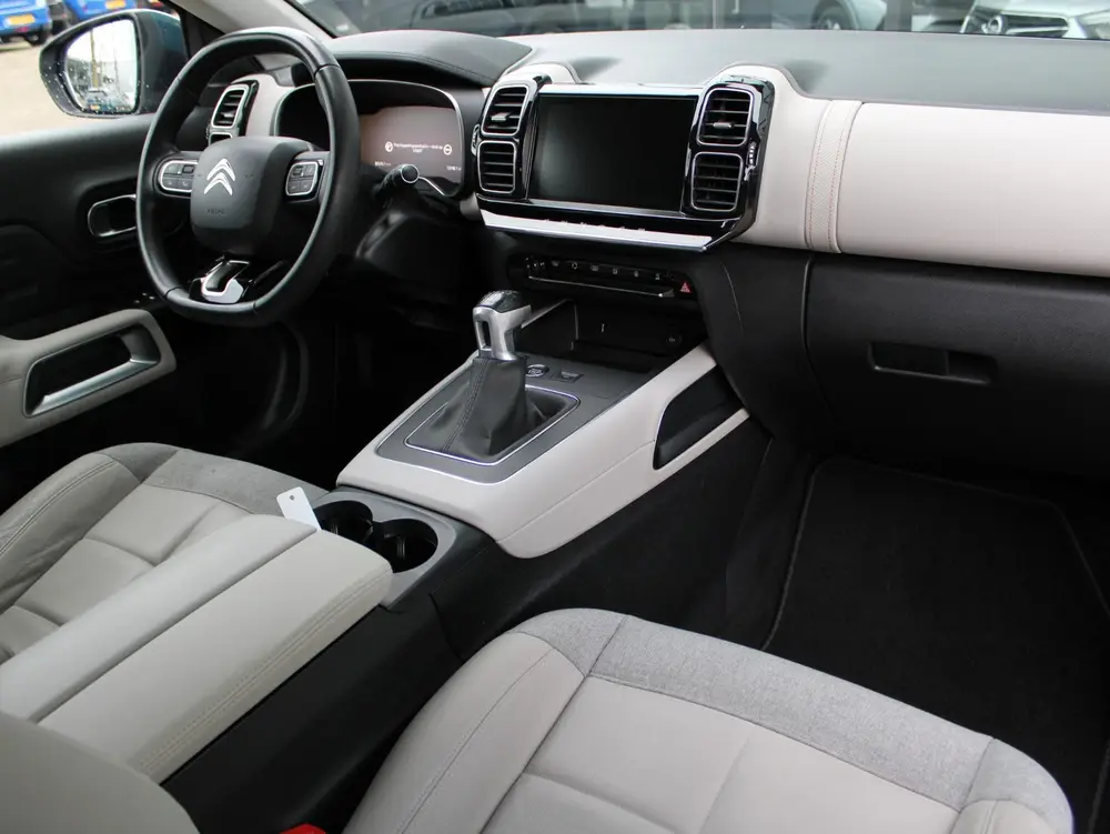 Citroën C5 Aircross Citroen C5 Aircross 1.2 PureTech Shine uit 2019, foto 3