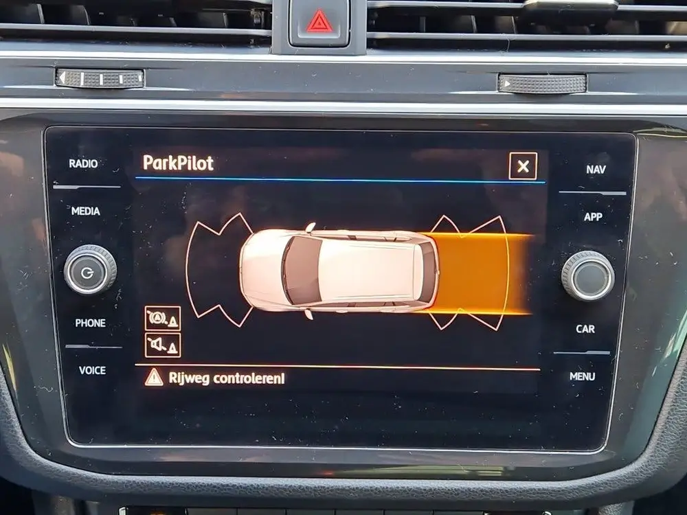 Volkswagen Tiguan 1.5 TSI R-Line Trekhaak - NL Auto - Virtua uit 2020, foto 20