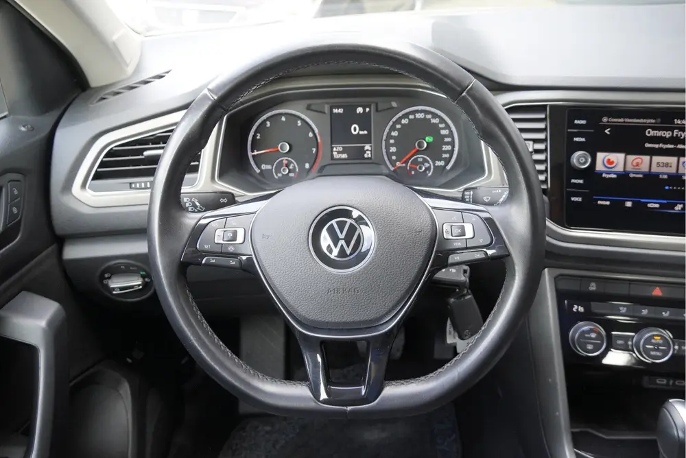 Volkswagen T-Roc 1.5 TSI 150PK! Automaat Style Business BJ20 uit 2020, foto 20