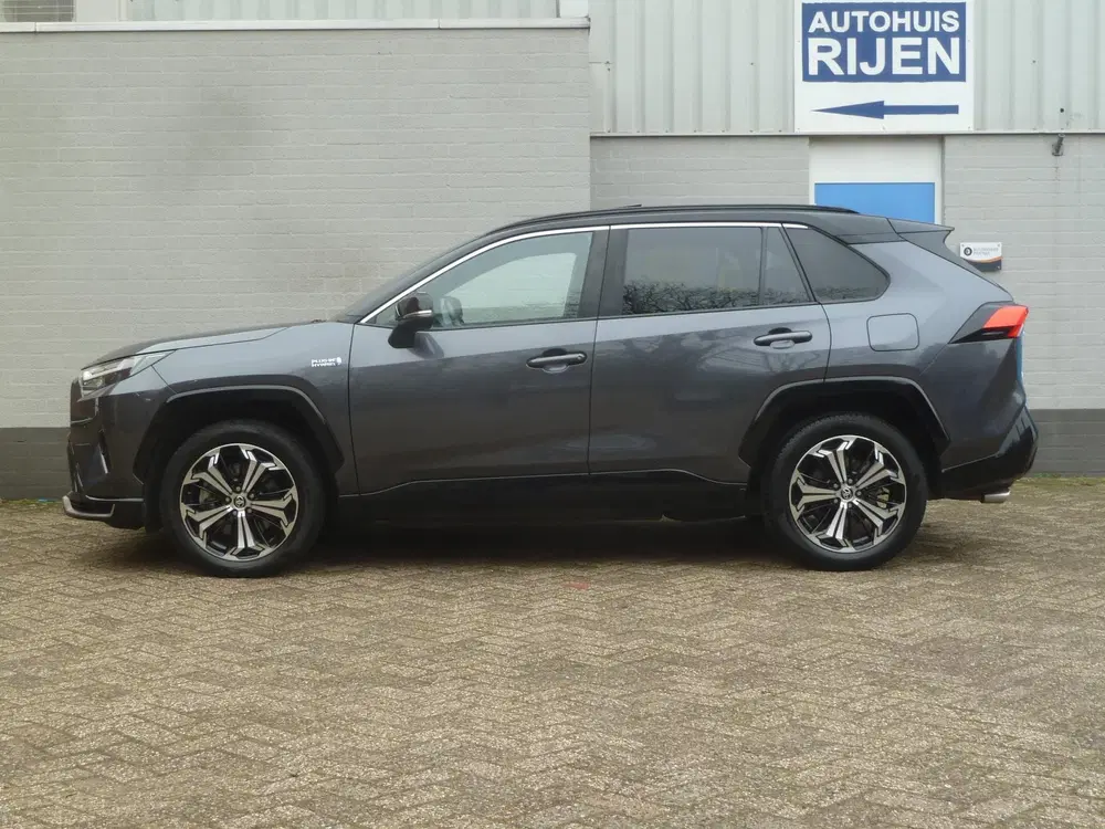 Toyota RAV 4 2.5 Plug-in Hybrid AWD Bi-Tone Plus uit 2022, foto 8
