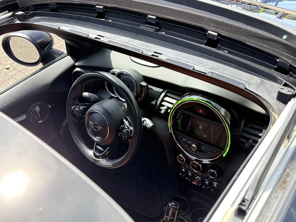 Mini 3-Deurs 1.5 Cooper 60 Years Edition / Automaat / NL-Aut uit 2019, foto 10