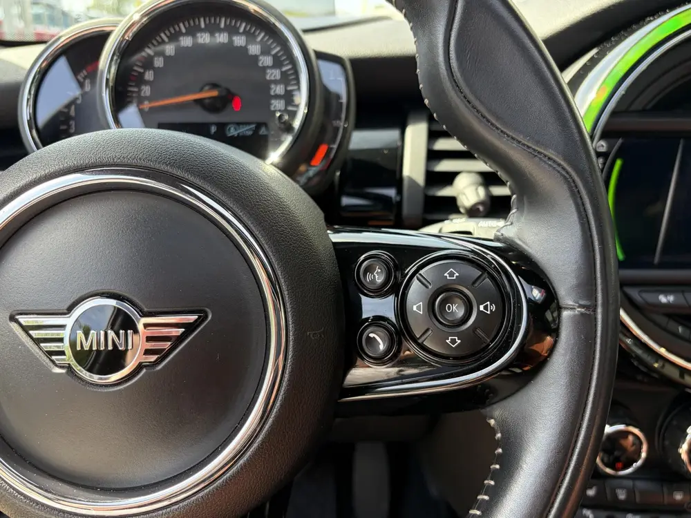 Mini 3-Deurs 1.5 Cooper 60 Years Edition / Automaat / NL-Aut uit 2019, foto 20