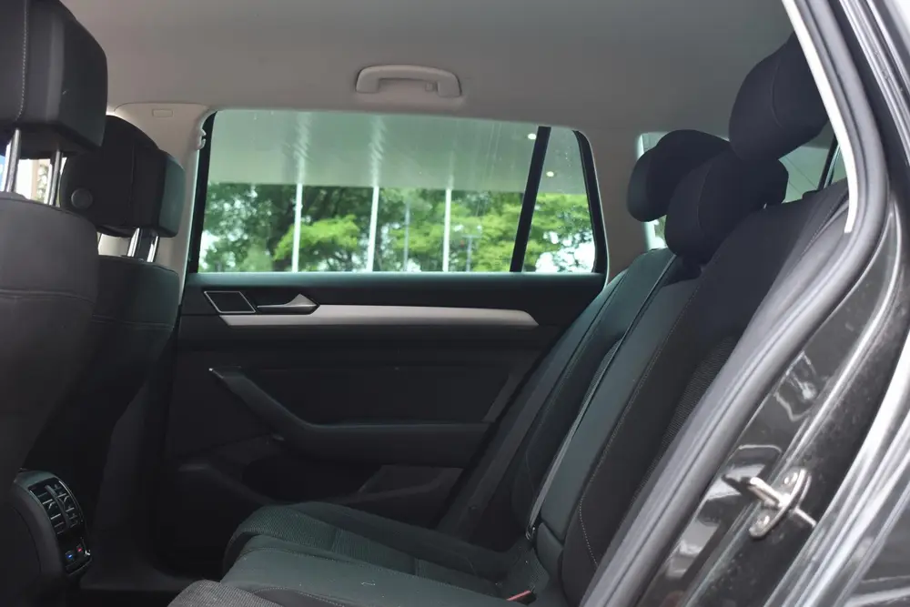 Volkswagen Passat Variant 1.4 TSI Comfortline Business Autom uit 2019, foto 10