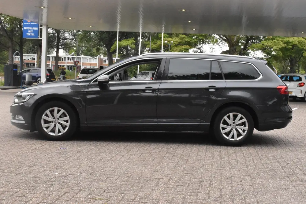 Volkswagen Passat Variant 1.4 TSI Comfortline Business Autom uit 2019, foto 15