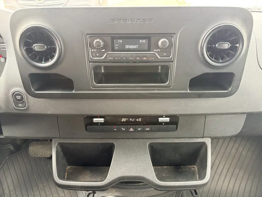 Mercedes-Benz Sprinter eSprinter 312 55kWh L2H2 Elektrisch uit 2023, foto 19
