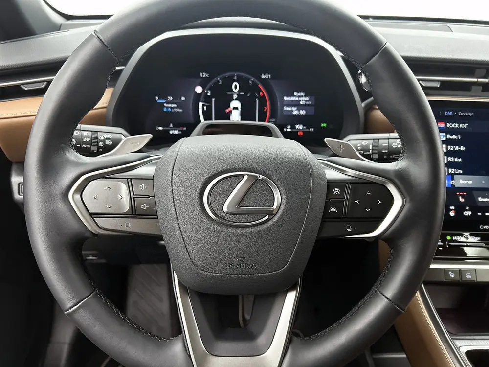 Lexus LBX Original Edition AWD uit 2025, foto 18